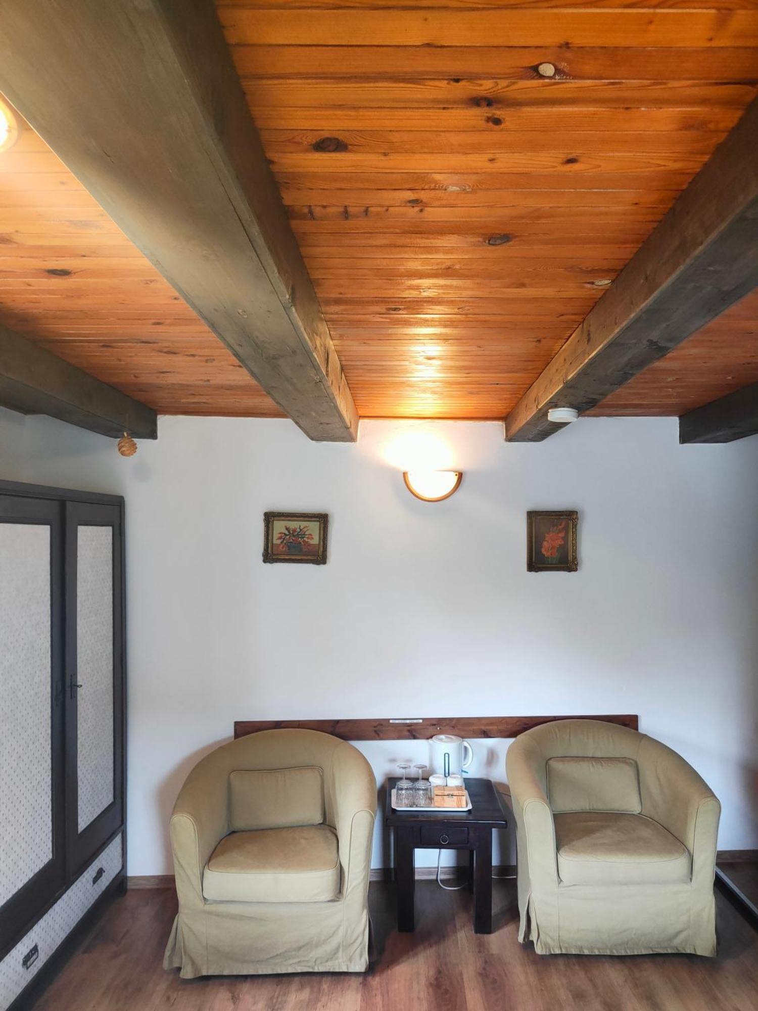 Velká Bukovina Bed And Breakfast Tvrz מראה חיצוני תמונה