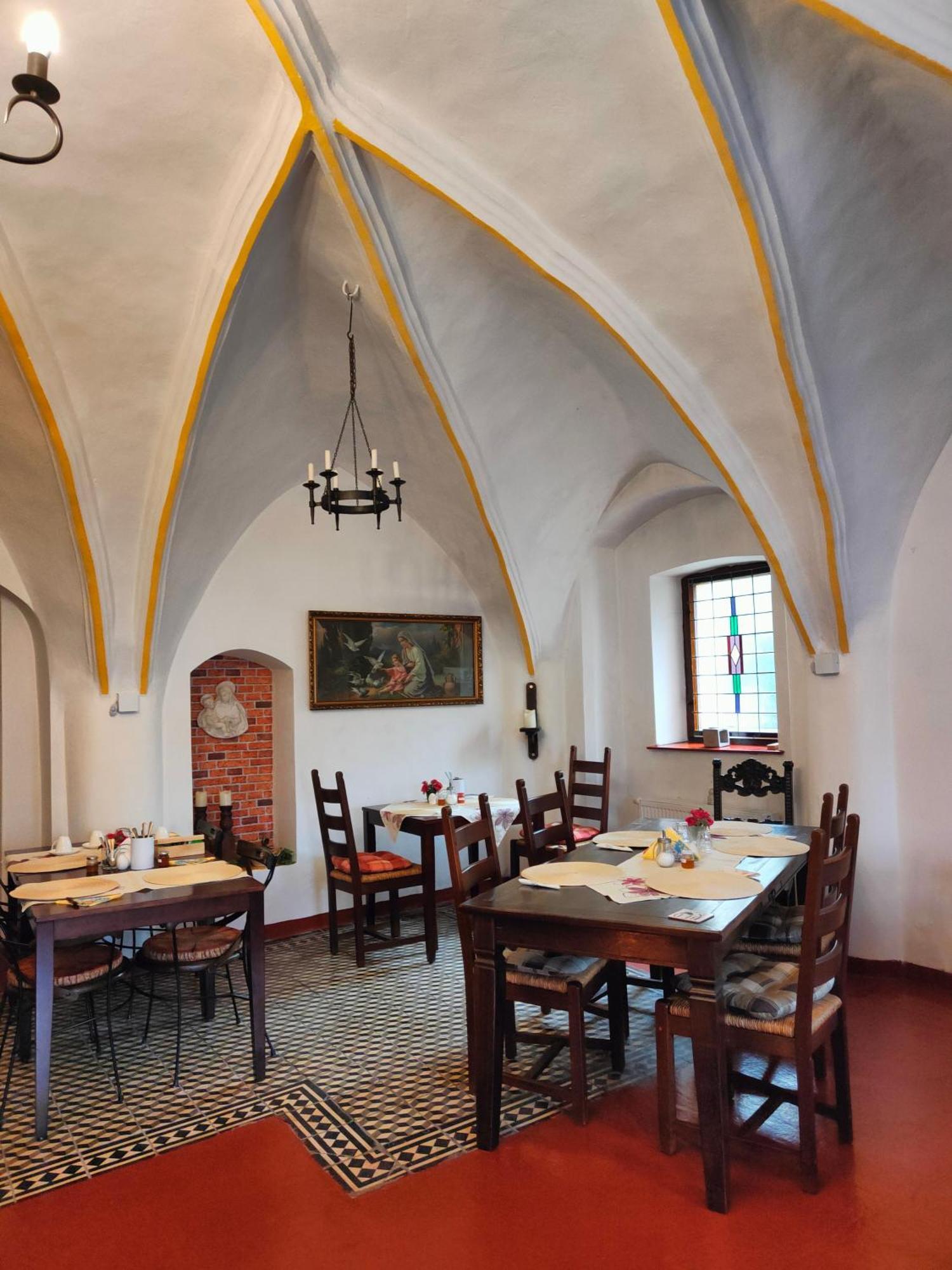 Velká Bukovina Bed And Breakfast Tvrz מראה חיצוני תמונה