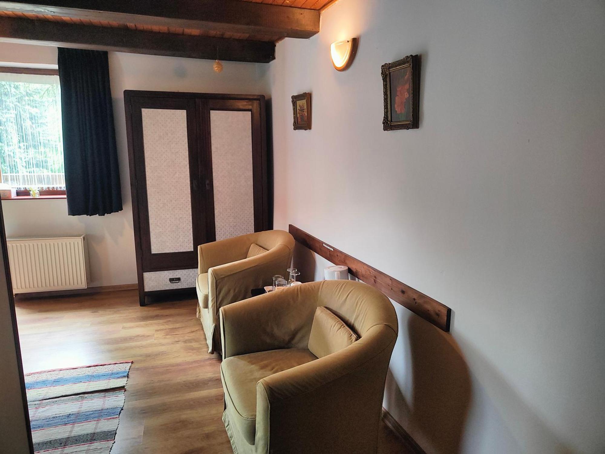 Velká Bukovina Bed And Breakfast Tvrz מראה חיצוני תמונה